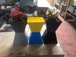 Small Planters With Style